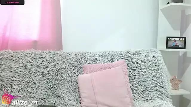 aliicee_m from StripChat