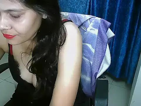 Alina_Lux from StripChat is Freechat
