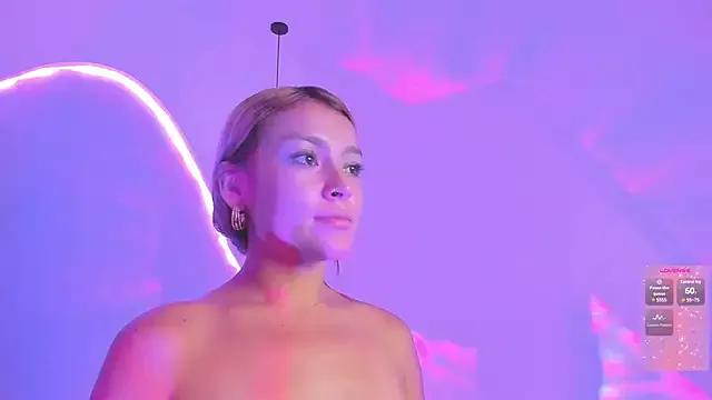 Explore our live girls sluts from our Custom and Multi clubs and checkout exclusive access to highly interactive content, such as shape, hair, titties, pussy type and many more.