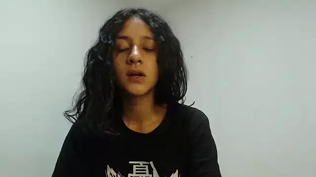 AlinaWoolf_ webcams show profile image 