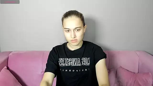 Alisa__Kelly from StripChat is Freechat