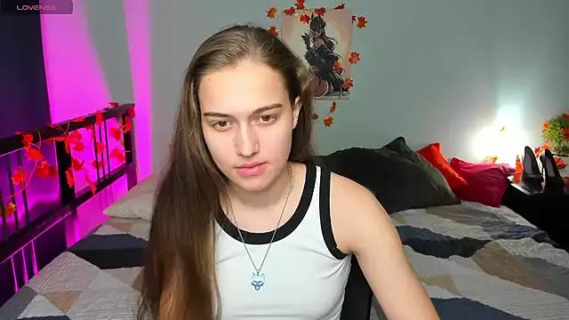 Explore our live girls sluts from our Custom and Multi clubs and checkout exclusive access to highly interactive content, such as shape, hair, titties, pussy type and many more.