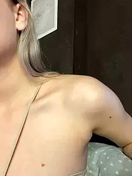 Alisa_Rise from StripChat is Freechat