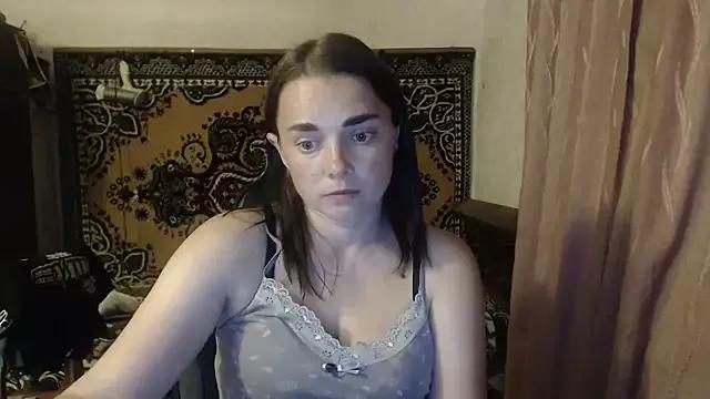 AlisaLaDiva from StripChat is Freechat