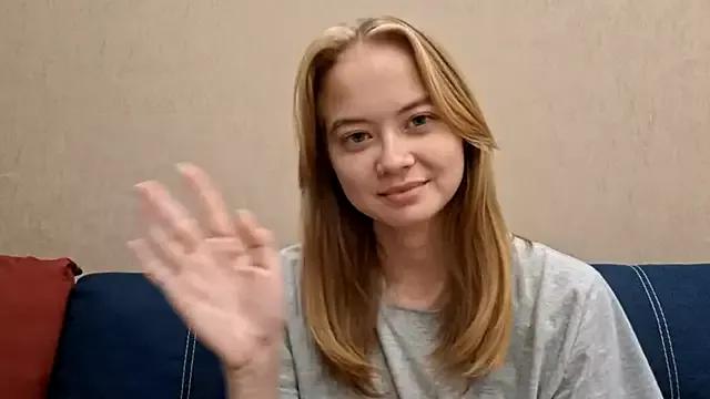 ALISALISAAS from StripChat is Freechat