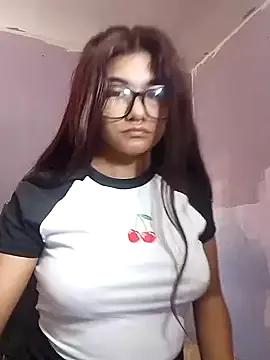 Alisaram webcams show profile image 
