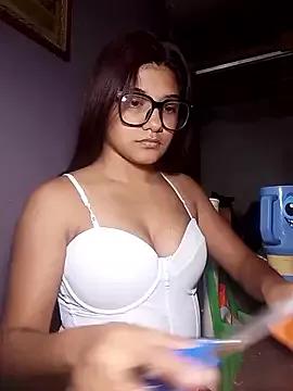 alisaram from StripChat is Freechat