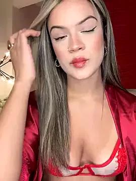 Explore our live girls sluts from our Custom and Multi clubs and checkout exclusive access to highly interactive content, such as shape, hair, titties, pussy type and many more.
