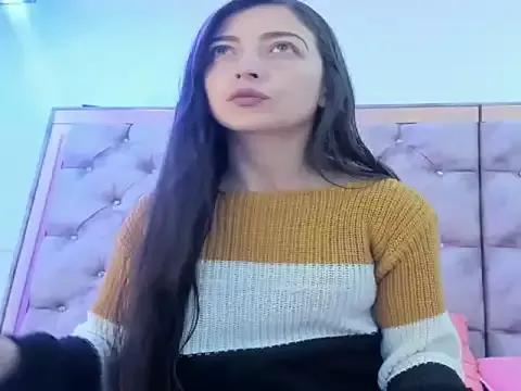 Explore our live girls sluts from our Custom and Multi clubs and checkout exclusive access to highly interactive content, such as shape, hair, titties, pussy type and many more.
