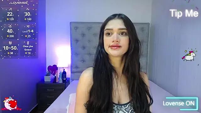 AlisonGray from StripChat is Freechat