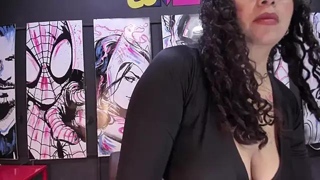 Explore our live girls sluts from our Custom and Multi clubs and checkout exclusive access to highly interactive content, such as shape, hair, titties, pussy type and many more.