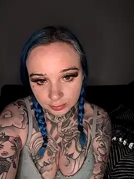Alissabluesc from StripChat is Freechat