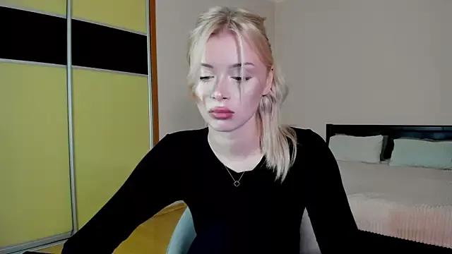AlissaTenderly from StripChat is Freechat