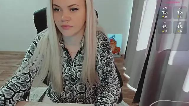 AllAboutLoveXx from StripChat