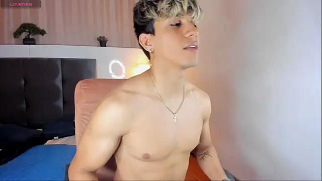 Allex_Cano from StripChat