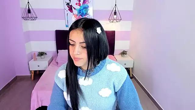 Explore our live girls sluts from our Custom and Multi clubs and checkout exclusive access to highly interactive content, such as shape, hair, titties, pussy type and many more.