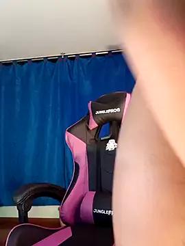 Explore our live girls sluts from our Custom and Multi clubs and checkout exclusive access to highly interactive content, such as shape, hair, titties, pussy type and many more.