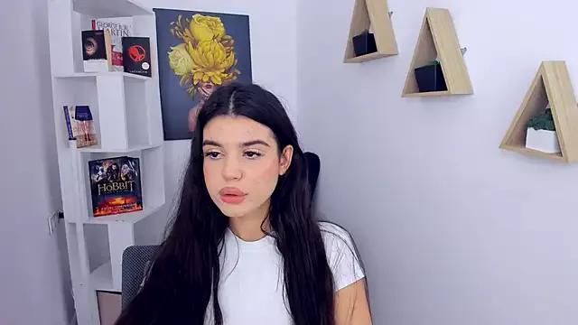 AlluringAriel from StripChat