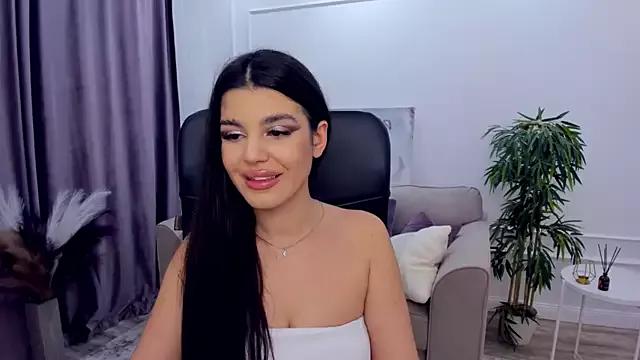 Explore our live girls sluts from our Custom and Multi clubs and checkout exclusive access to highly interactive content, such as shape, hair, titties, pussy type and many more.