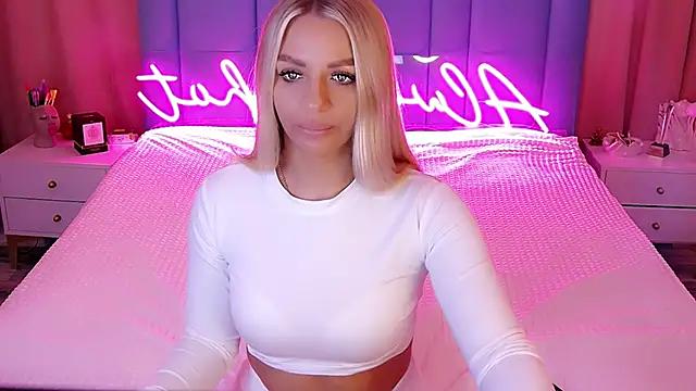 AllwaysHotJ from StripChat