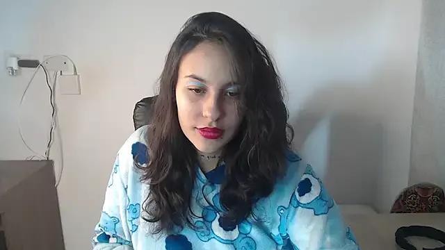Explore our live girls sluts from our Custom and Multi clubs and checkout exclusive access to highly interactive content, such as shape, hair, titties, pussy type and many more.