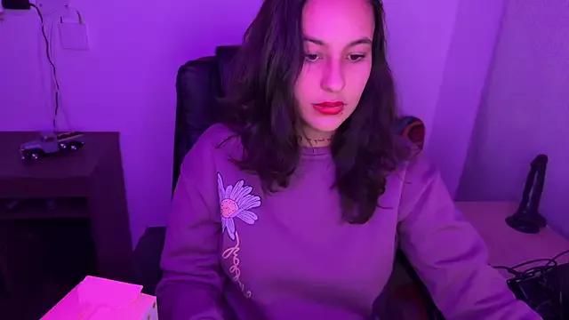 allysy_nc from StripChat