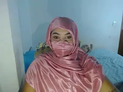 alma-bila from StripChat is Freechat