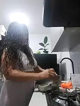 Alma_Sexyy from StripChat