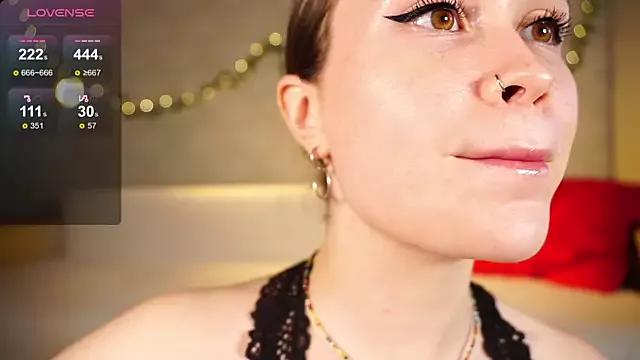 alma_yammy from StripChat