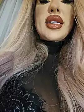 AlmaGraceX from StripChat