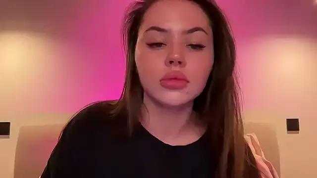 AlmaryKim from StripChat
