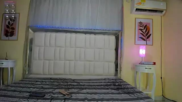 AlmaSean from StripChat