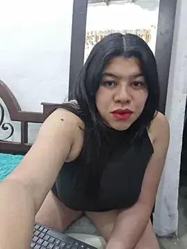 ALMAWHITE webcams show profile image 
