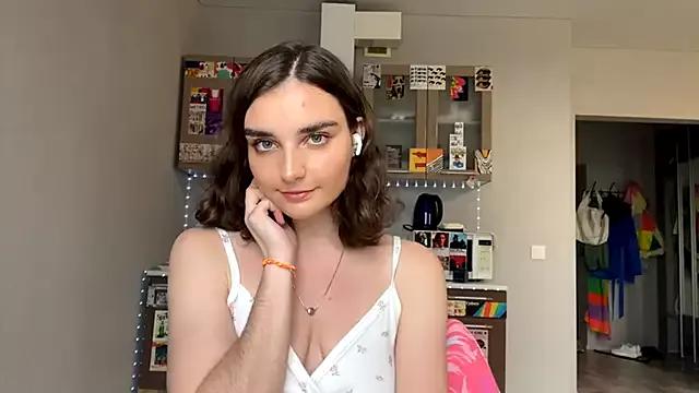 AlodieCarvell from StripChat is Freechat