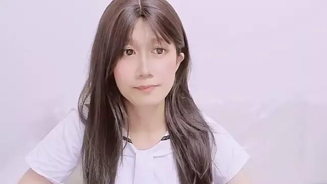 AloneDandelion from StripChat is Freechat