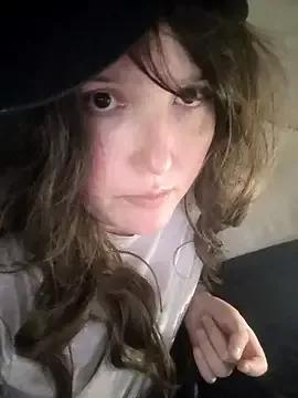 Aluuris_Moonlight from StripChat is Freechat