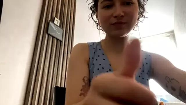 AlyseDietrich from StripChat is Freechat