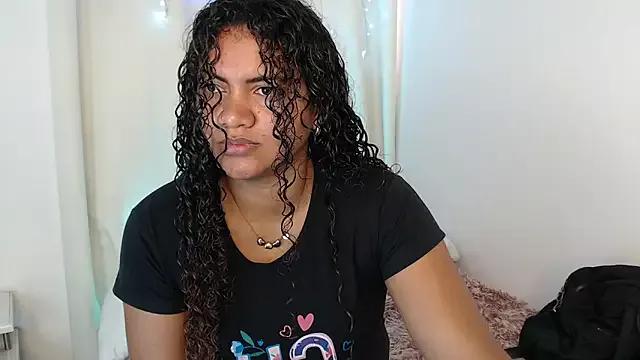 Amalia1893 from StripChat is Freechat