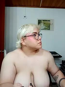 amalia_love from StripChat
