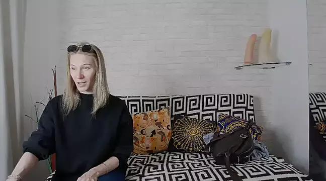 AmaliaMao from StripChat