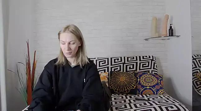 AmaliaMao from StripChat