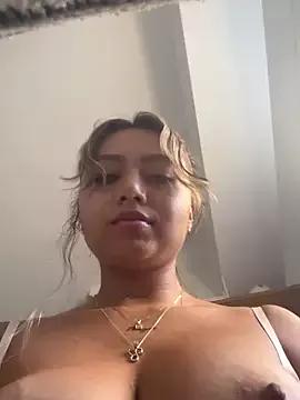 amanda-medrano1 from StripChat