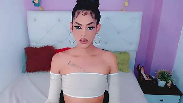 Amanda_bigx from StripChat