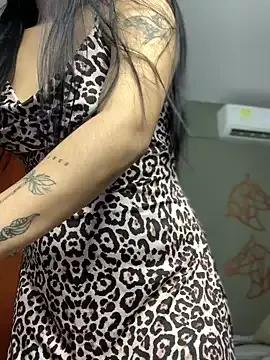 Explore our live girls sluts from our Custom and Multi clubs and checkout exclusive access to highly interactive content, such as shape, hair, titties, pussy type and many more.