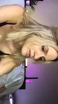 amandatalk from StripChat