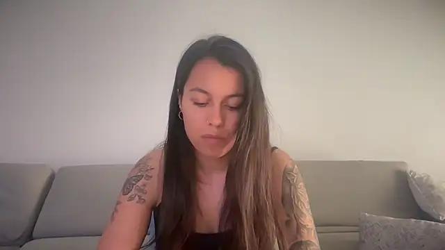 AmaraBella69 from StripChat