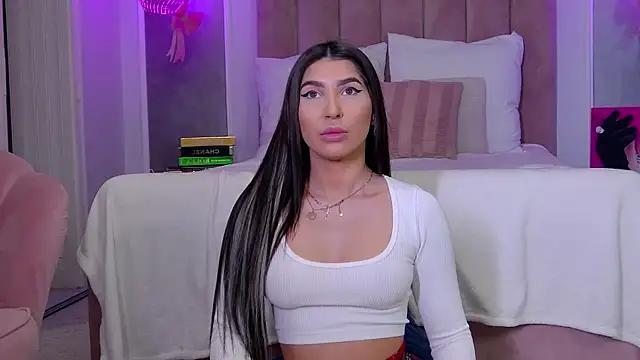 AmaraRay from StripChat