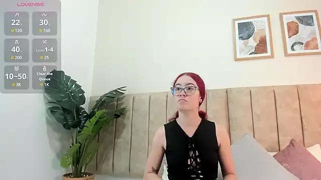 Explore our live girls sluts from our Custom and Multi clubs and checkout exclusive access to highly interactive content, such as shape, hair, titties, pussy type and many more.