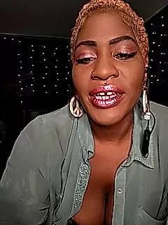 AmazonianMistress from StripChat