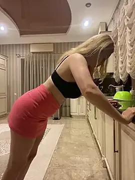 Amazoniiaa from StripChat